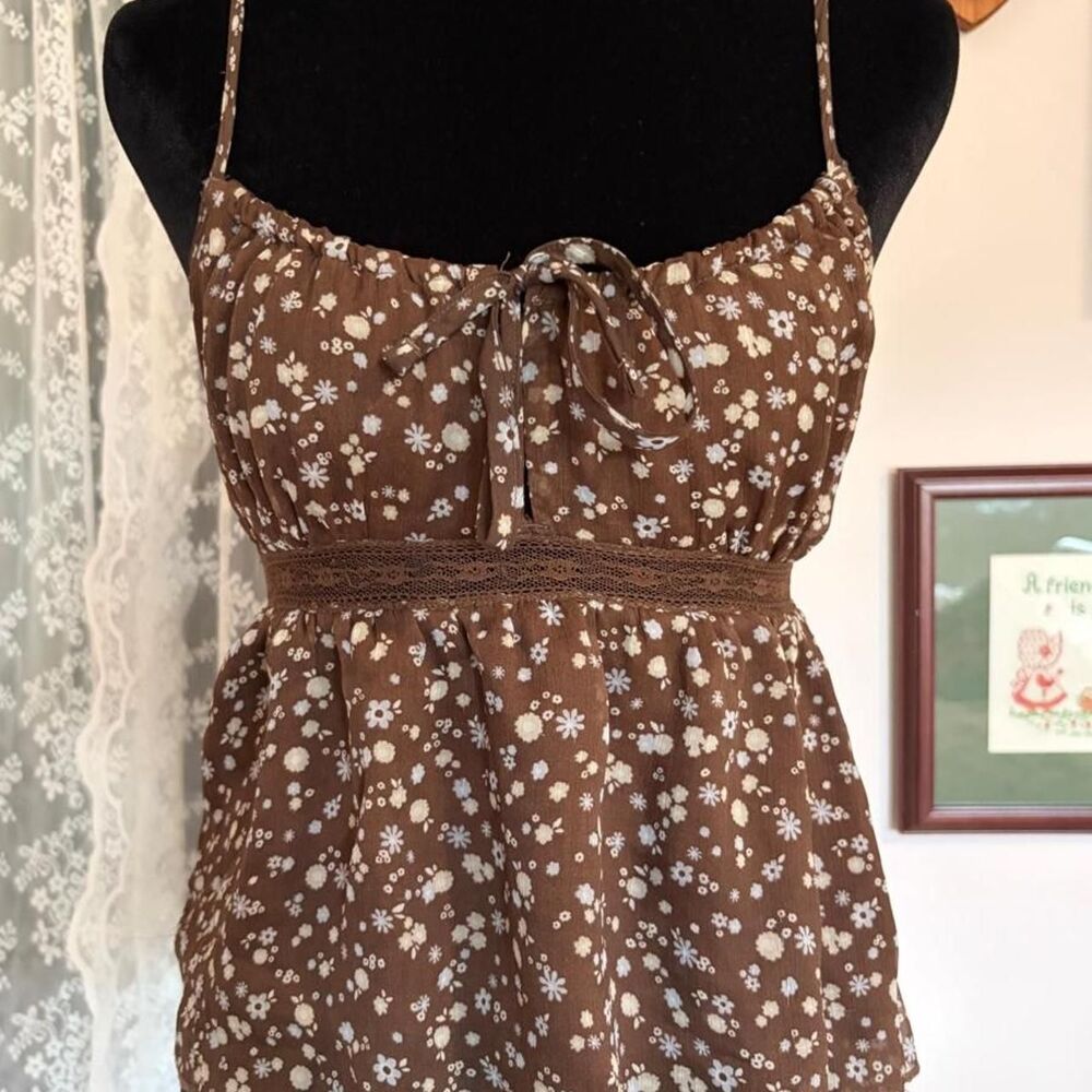 Brown with white floral print cami top in XS